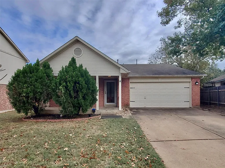 1926 Summer Rain Dr — Photo 1