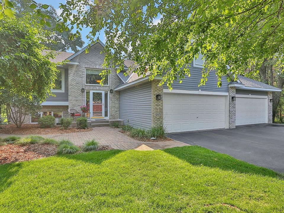 1st image of 12673 Mankato St NE