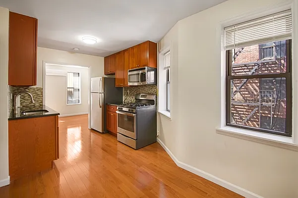 404 East 73rd Street #11 in Lenox Hill, Manhattan | StreetEasy