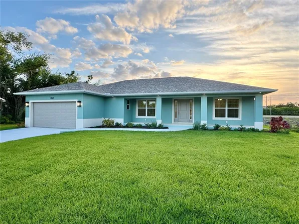 7021 Burnsville St, Englewood, FL 34224