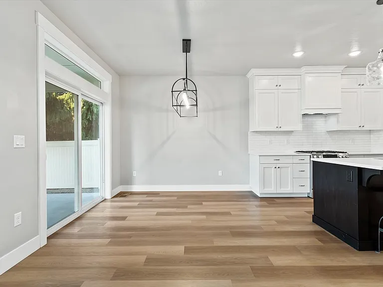 1911 W Wind Drift St — Photo 11