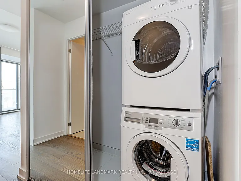 11 Wellesley St W #2911 — Photo 32