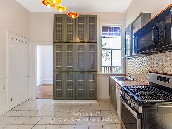 2nd image of 218 Divisadero St