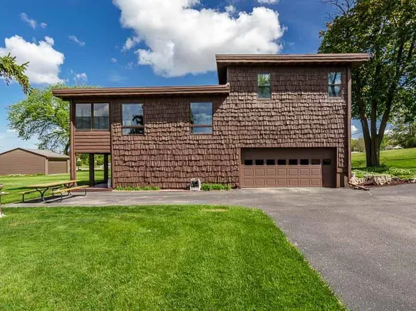 3004 Riverside Drive, Beloit, WI 53511