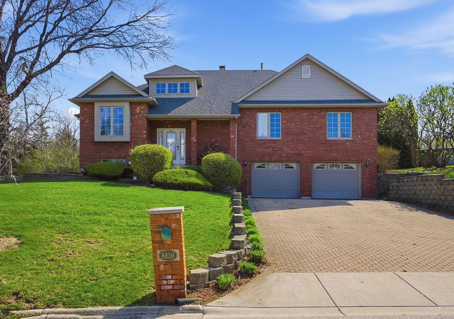 トップス house on the hill S/STee 80cm 8839 S 83rd Ave, Hickory Hills, IL 60457 | MLS #12609063 | Zillow