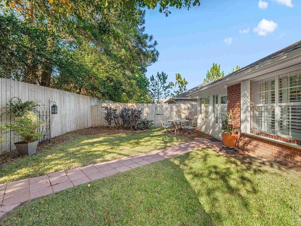 1st image of 8981 Abbington Dr