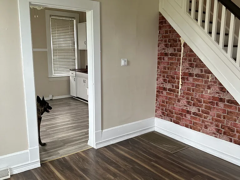 440 Center Ave — Photo 6