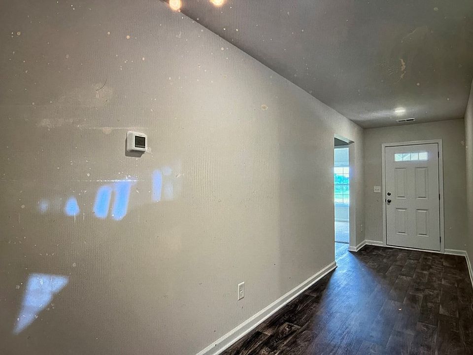 2nd image of 721 Common Widgeon Way