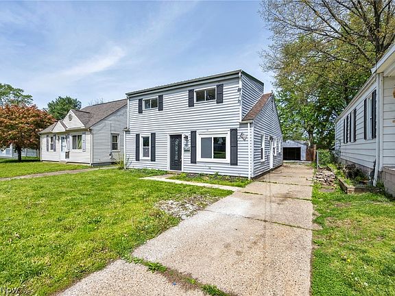 3rd image of 2511 Ogden Ave