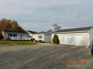 3169 Loescher Rd, Lima, OH 45801