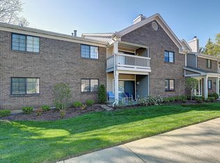 10521 McMeekin Ln UNIT 101, Louisville, KY 40223