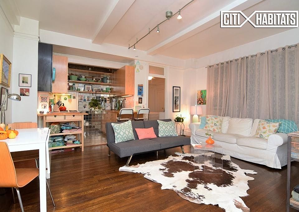 1st image of 157-163 E 72nd St #9J