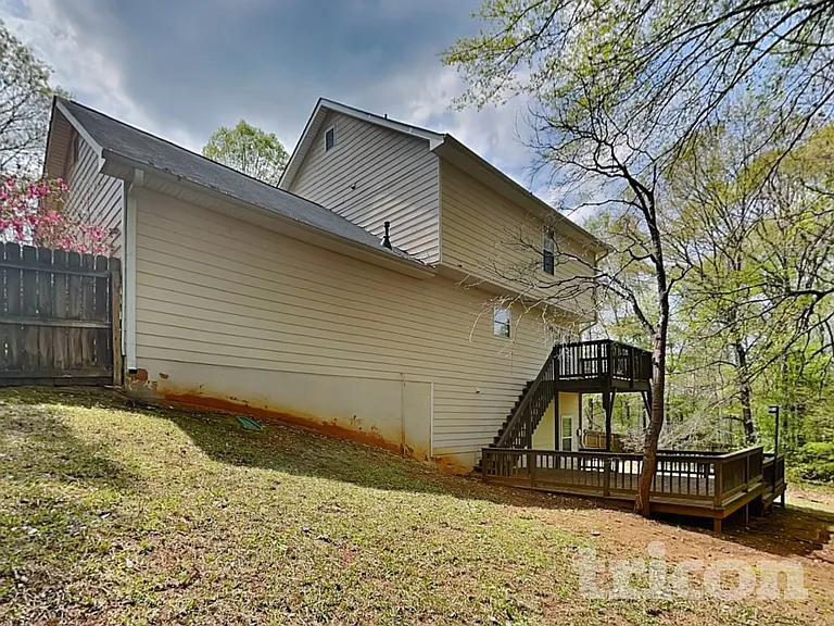 434 Creek View Ct — Photo 16