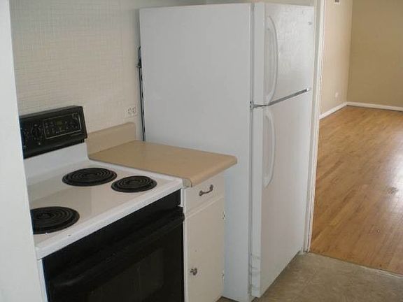 2nd image of 2300 W Ford Pl