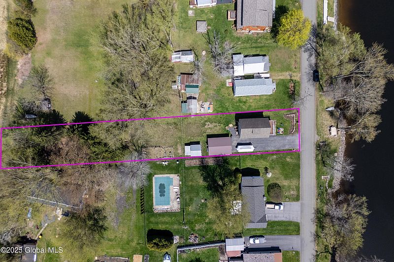 2nd image of 325 River Road