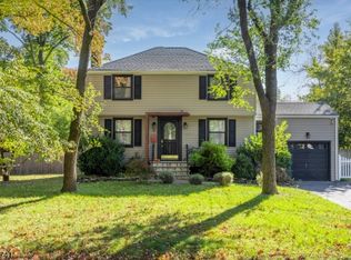 8 Venetia Ave, Cranford Twp., NJ 07016