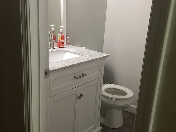 3rd image of 6765 Manor Creek Dr