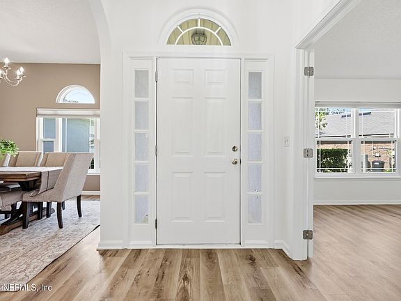 4th image of 3949 HEAVENSIDE Court