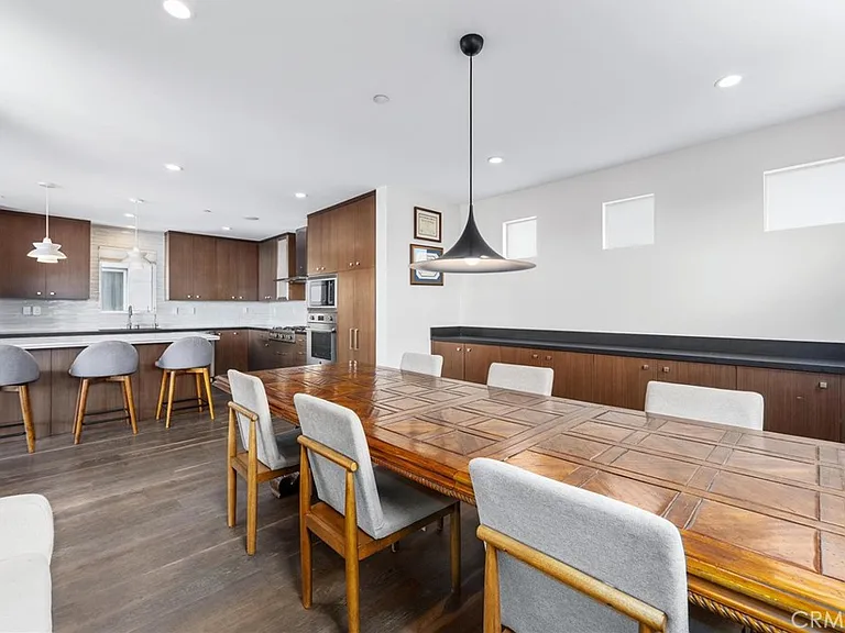 726 Loma Dr — Photo 13