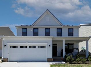 221 Terrywood Dr, Suffolk, VA 23434