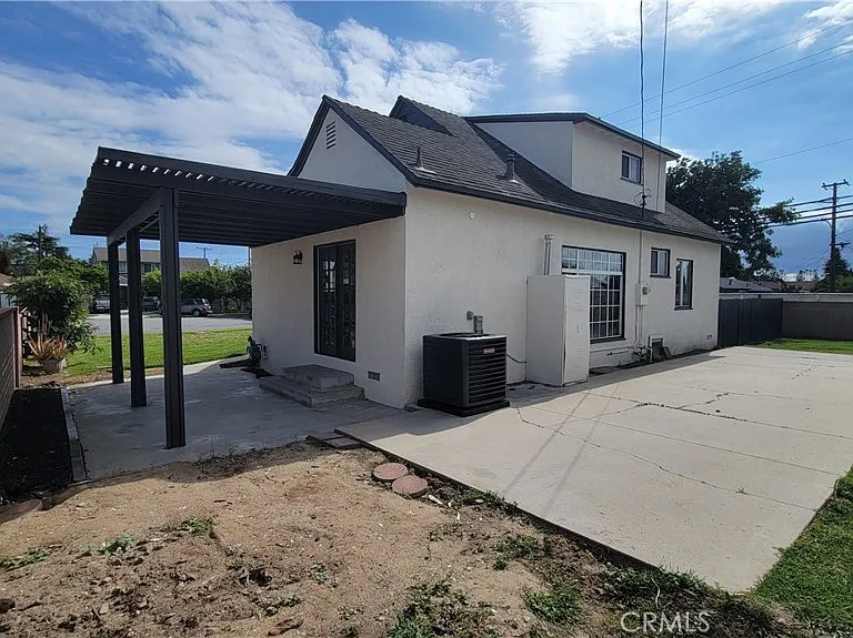 8001 Coral Bell Way — Photo 33