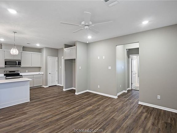 5th image of 1245 Storm Row Ln