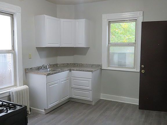 3rd image of 73 N 14th St