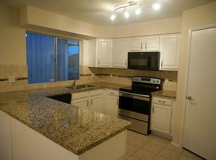 102 Oak Harbor Dr, Houston, TX 77062