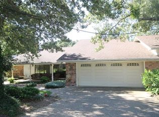 218 Hideaway Ln E, Hideaway, TX 75771