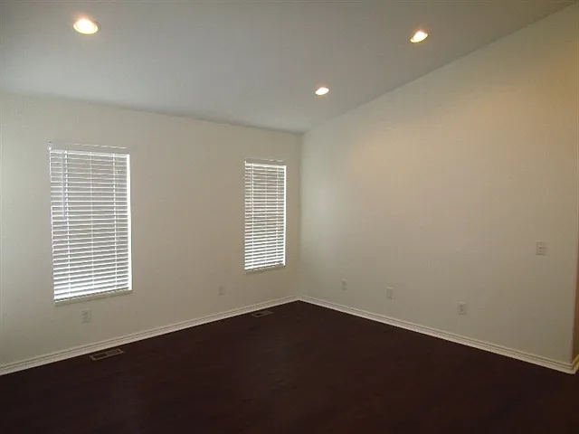 894 E 780 S — Photo 5