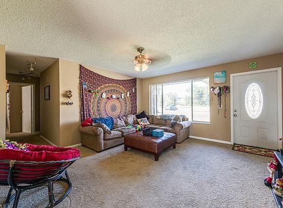 4th image of 130 SW 48th Ter