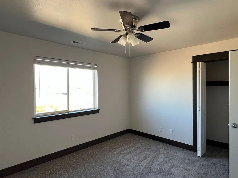 2021 Windjammer Way #C — Photo 8