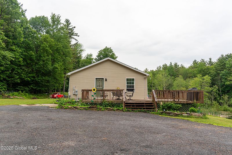 3rd image of 79 Chandler Lane