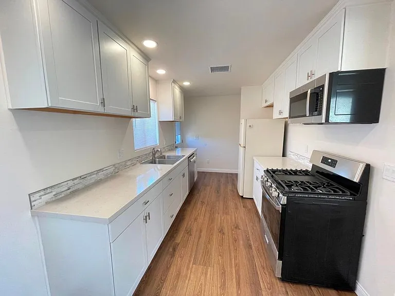 5215 Waring Rd — Photo 6