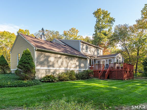 5th image of 252 North Bride Brook Road