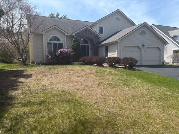 52 Fairway Crossing, Glastonbury, CT 06033