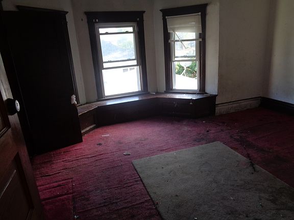 4th image of 208 S 18th Ave