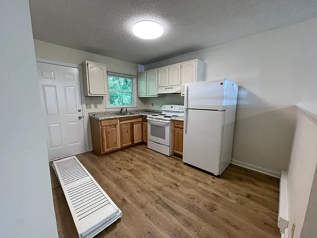 4 B Aqua Drive — Photo 3