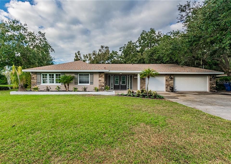 1st image of 2220 Lawton Dr