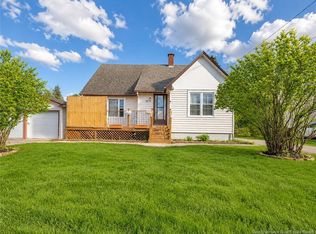 39 Edmond St, Moncton, NB E1A 3K5