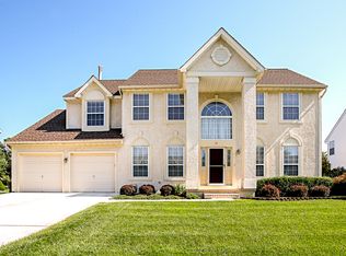 56 Lexington Cir, Marlton, NJ 08053