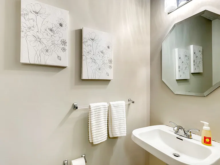 1909 Southcross Dr #1607 — Photo 17