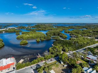 3 Cedar St, Cedar Key, FL 32625