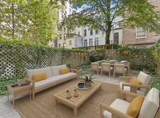 312 W 90th St, New York, NY 10024