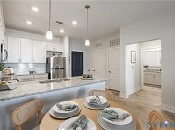 10525 Stony Bluff Dr #203, Ashland, VA 23005