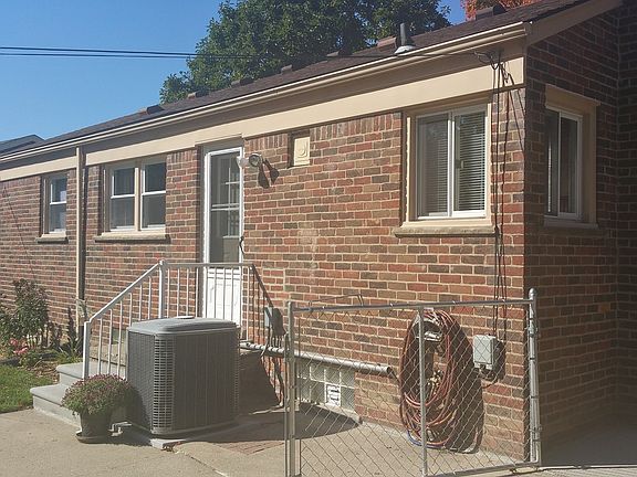 4th image of 29933 Richland St