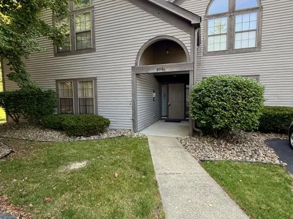 4046 Saint Andrews Ct APT 1, Canfield, OH 44406