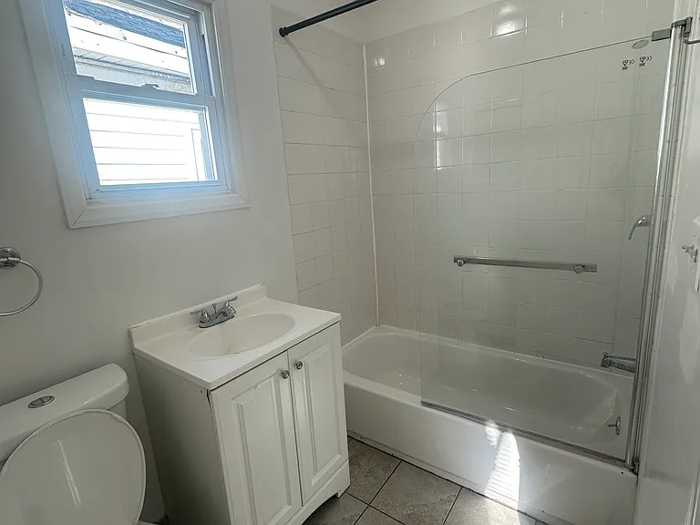 428 Franklin St #2 — Photo 1