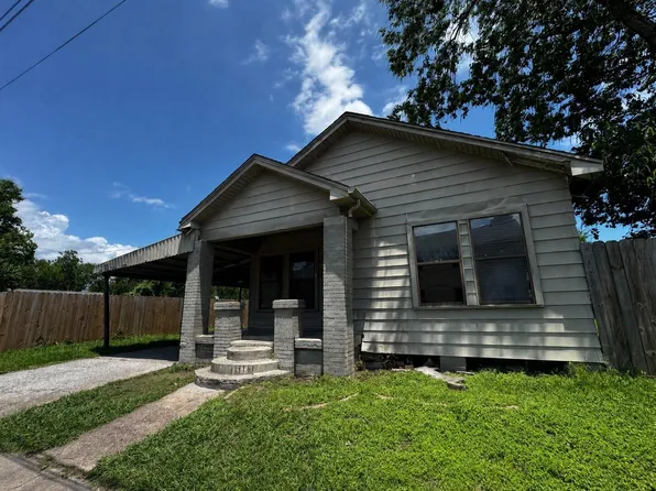 720 Yupon St, Baytown, TX 77520