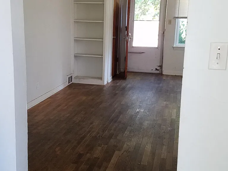 509 N Hagadorn Rd — Photo 19